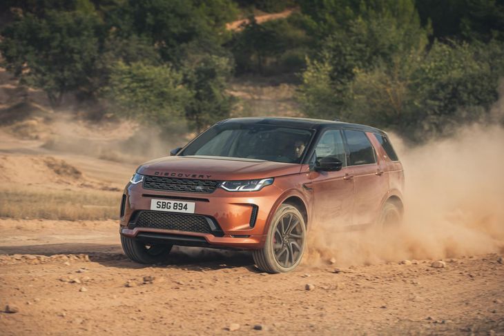 Updated Range Rover Evoque and Discovery Sport (2021) Specs & Price